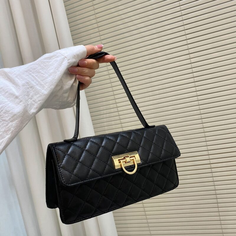 

Quilted Shoulder Bag, Black