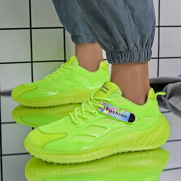 

Men Letter Tape Lace-up Front Sneakers, Green