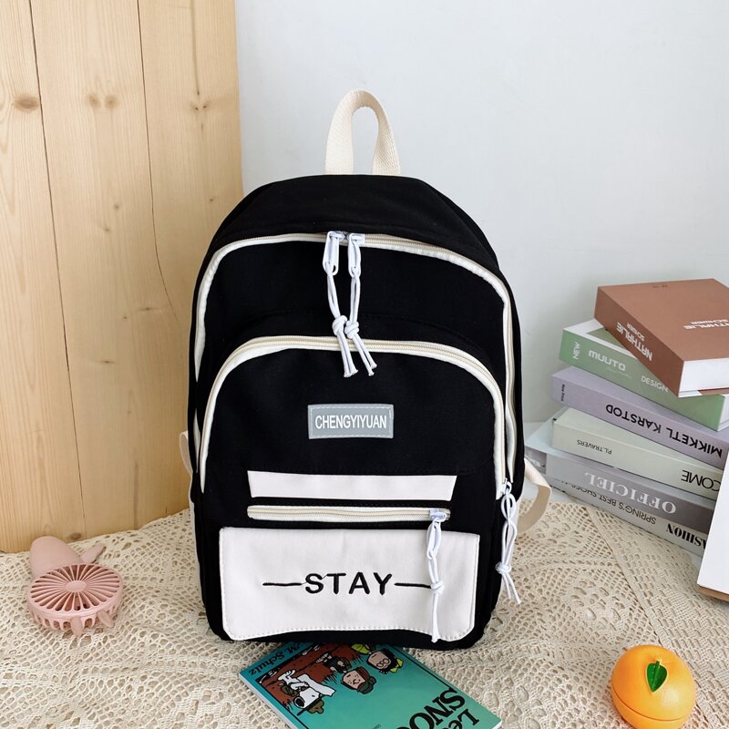 

Colorblock and Letter Graphic Backpack, Black