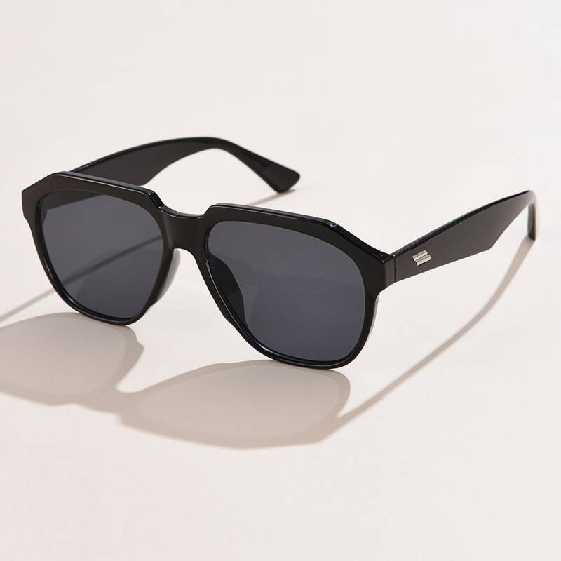 

Square Frame Sunglasses
