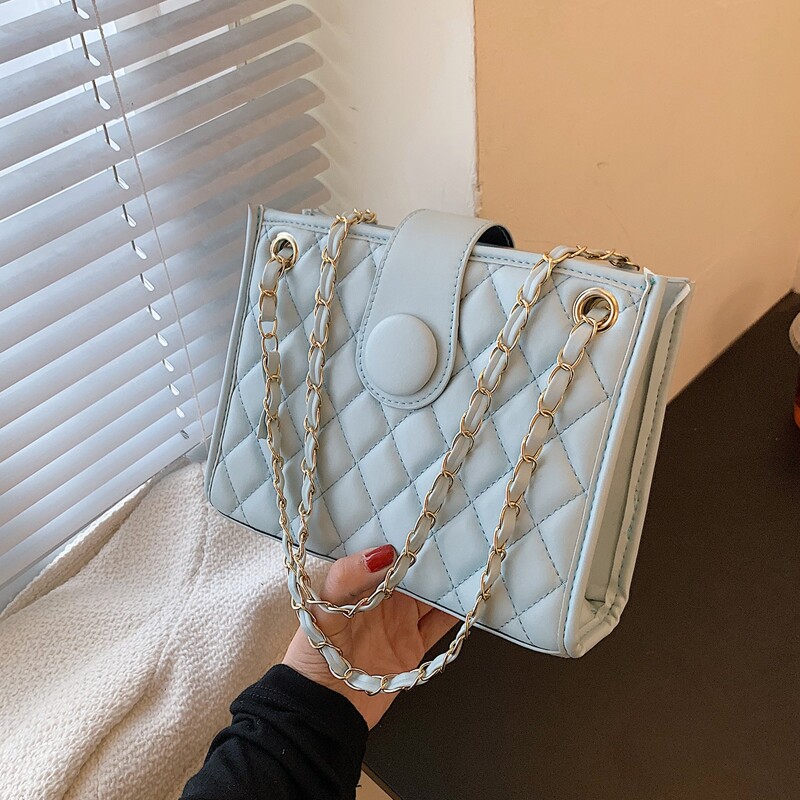 

Quilted Chain Shoulder Bag, Grey