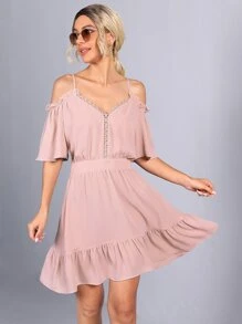 SHEIN 挖肩蕾絲邊綁結露背連衣裙 - 藕粉色 - 查看 1