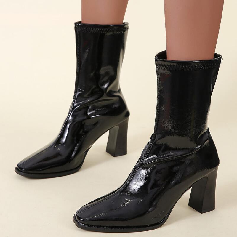 

Minimalist Square Toe Classic Boots, Black