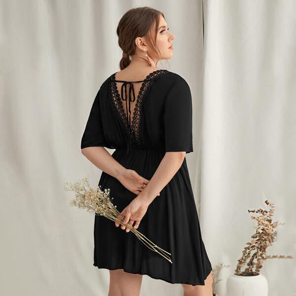 

Plus Tie Back Lace Panel Dress, Black