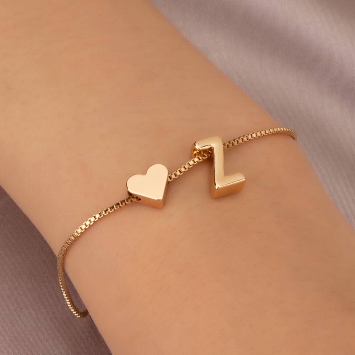 

Letter Design Chain Bracelet, Gold