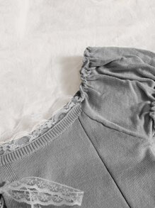 SHEIN Qutie Knit ngọn Tương phản ren viền lá sen Thắt nút Ren lên Khối Màu Giải trí - Màu Xám nhạt - Xem 4