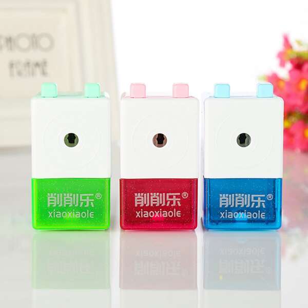 

1pc Random Color Pencil Sharpener, Multicolor