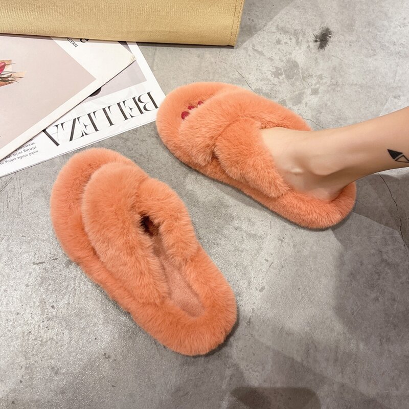 

Minimalist Fluffy Slippers, Orange