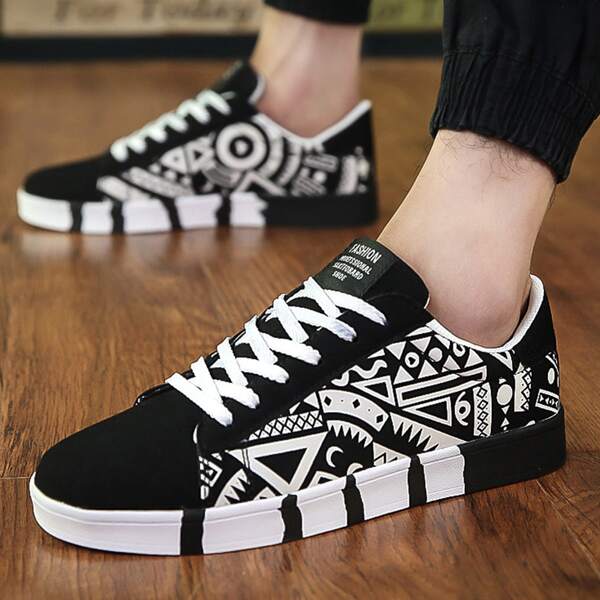 

Men Geo Graphic Lace Up Front Skate Shoes, Black