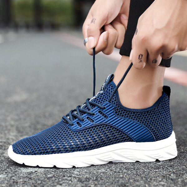 

Men Mesh Panel Running Shoes, Blue