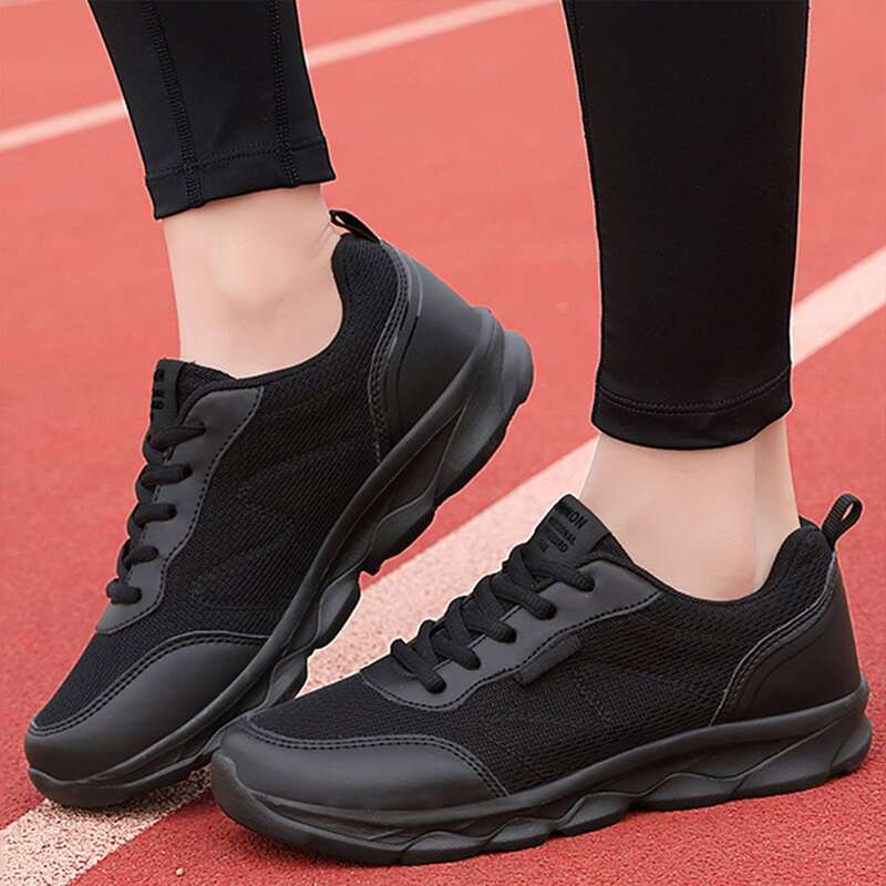 

Minimalist Mesh Panel Running Shoes, Black
