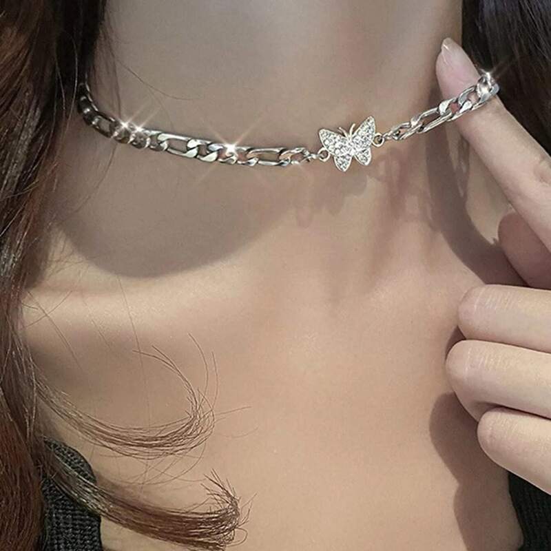 

Butterfly Decor Chain Necklace, Silver