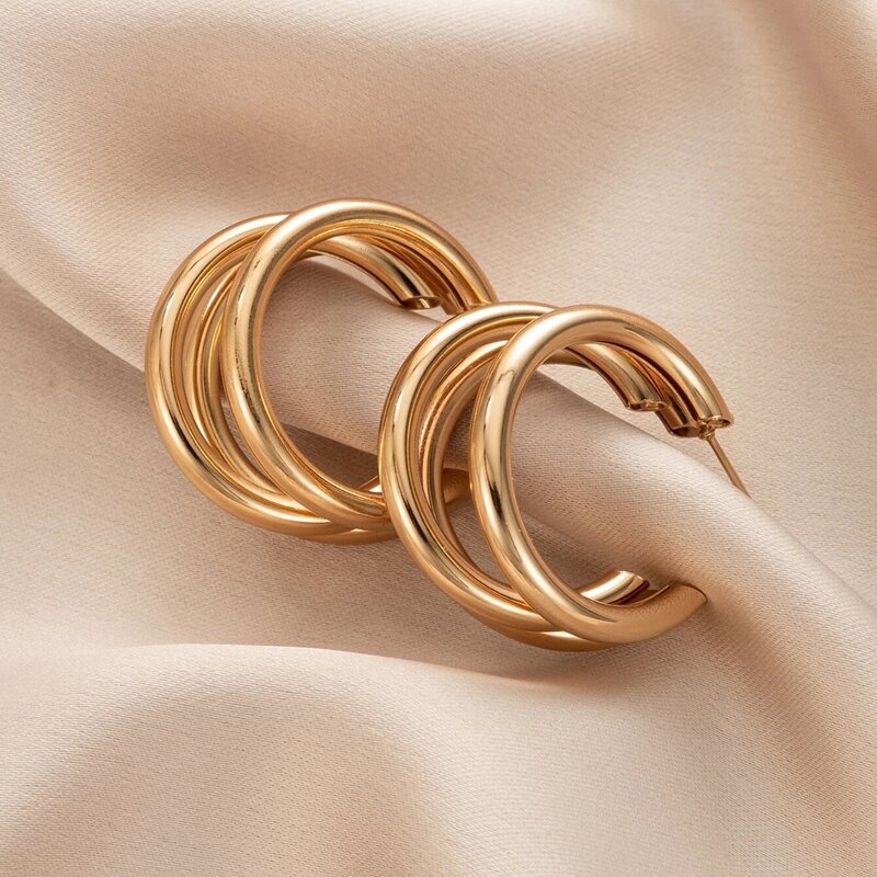 

Minimalist Hoop Earrings, Gold