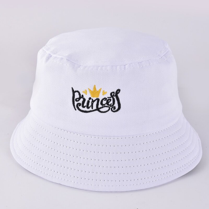 

Letter Graphic Embroidery Bucket Hat, White