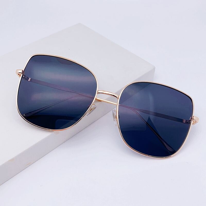 

Cat Eye Sunglasses