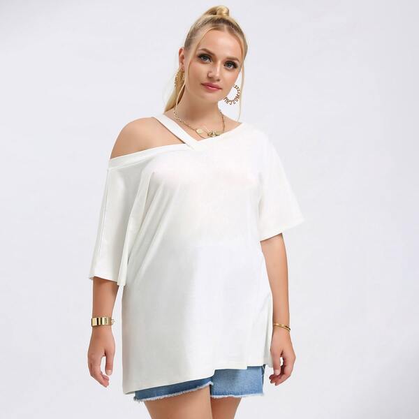 

Plus Solid Asymmetrical Neck Tee, White