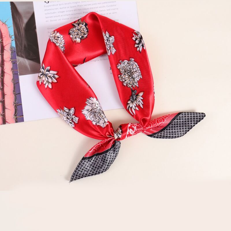 

Floral Pattern Bandana, Multicolor