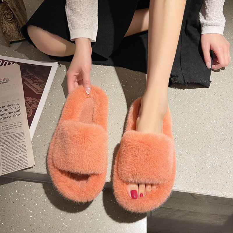 

Minimalist Fluffy Slippers, Orange