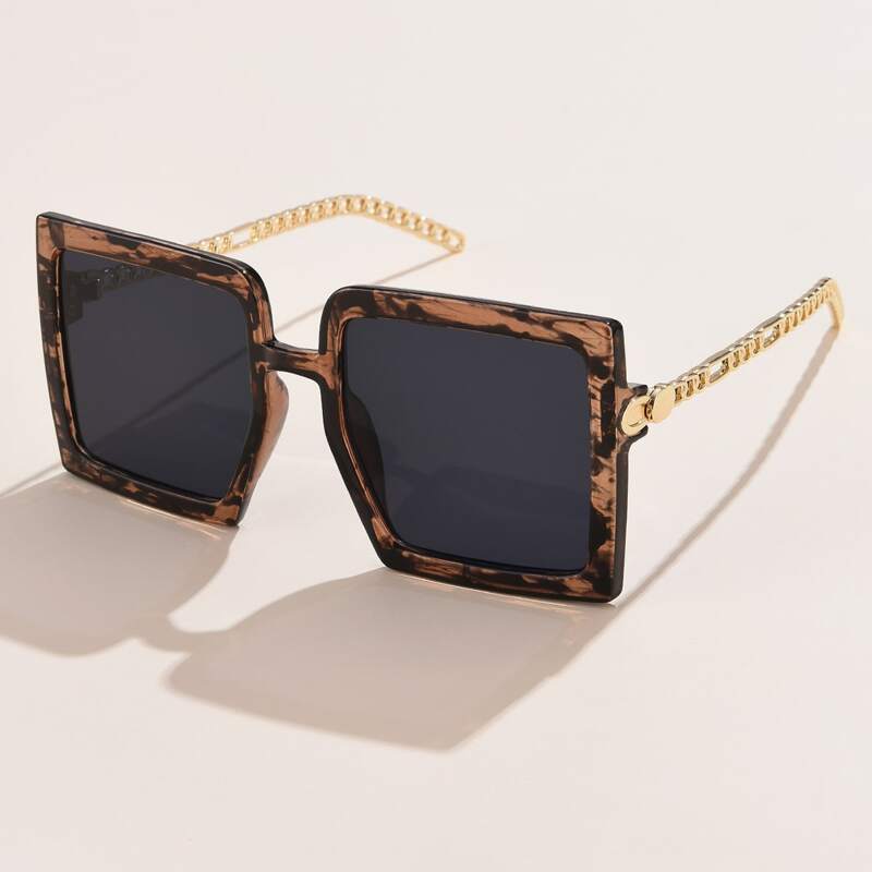 

Square Frame Sunglasses