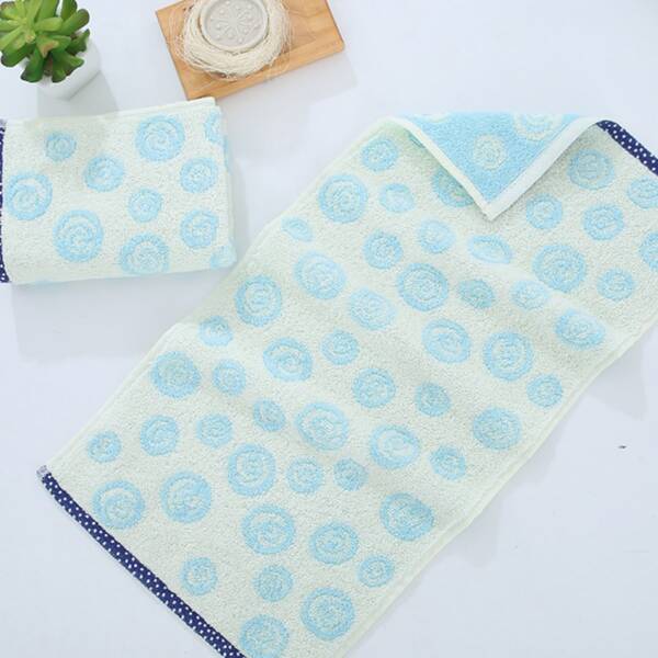 

1pc Flower Pattern Towel, Blue