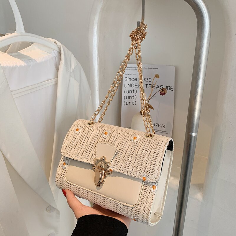 

Daisy Pattern Chain Bag, Beige