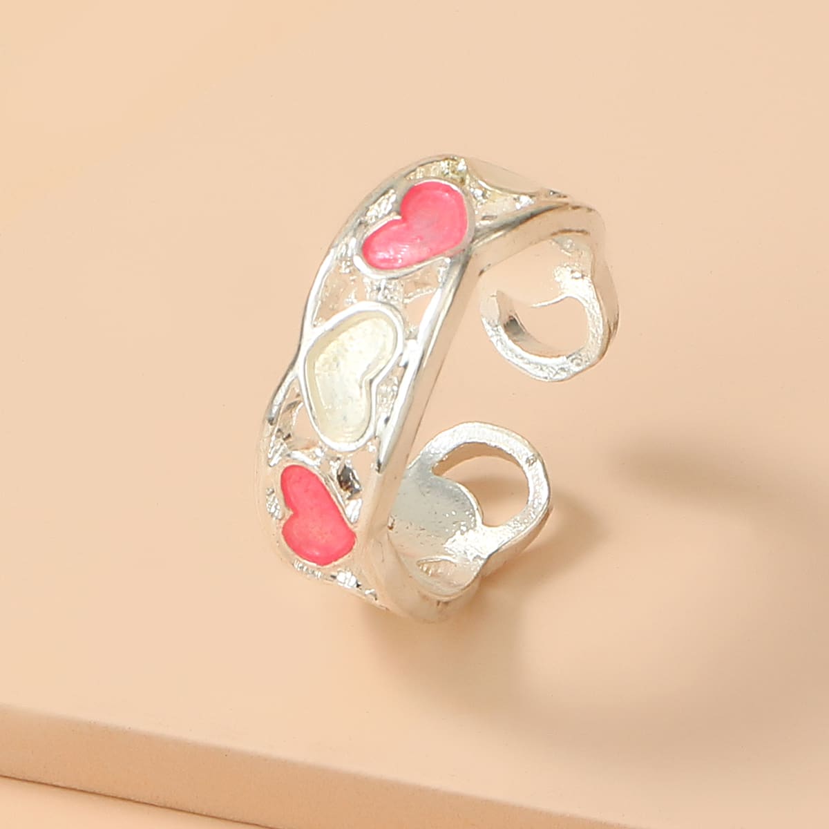 

Heart Decor Cuff Ring, Silver