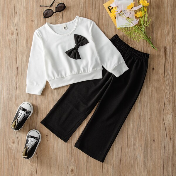

Toddler Girls Bow Front Sweatshirt With Pants, Black and white