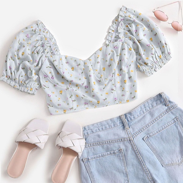 

Ditsy Floral Crop Milkmaid Blouse, Grey