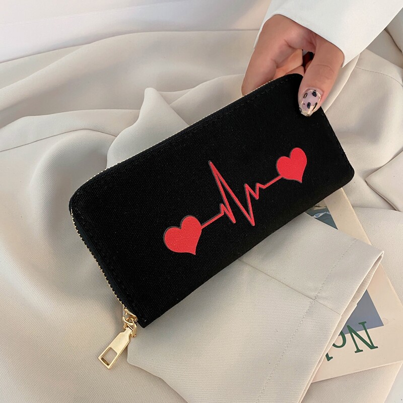 

Heart Graphic Long Wallet, Black