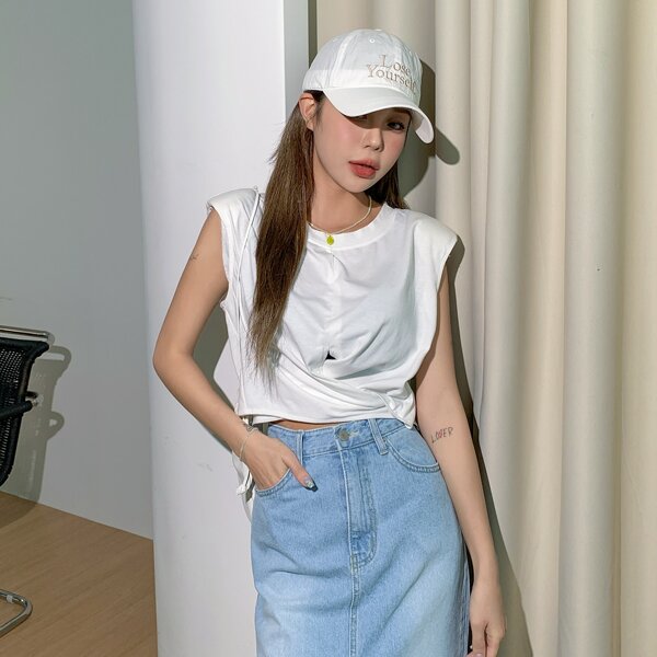 

Solid Twist Padded Shoulder Tank Top, White