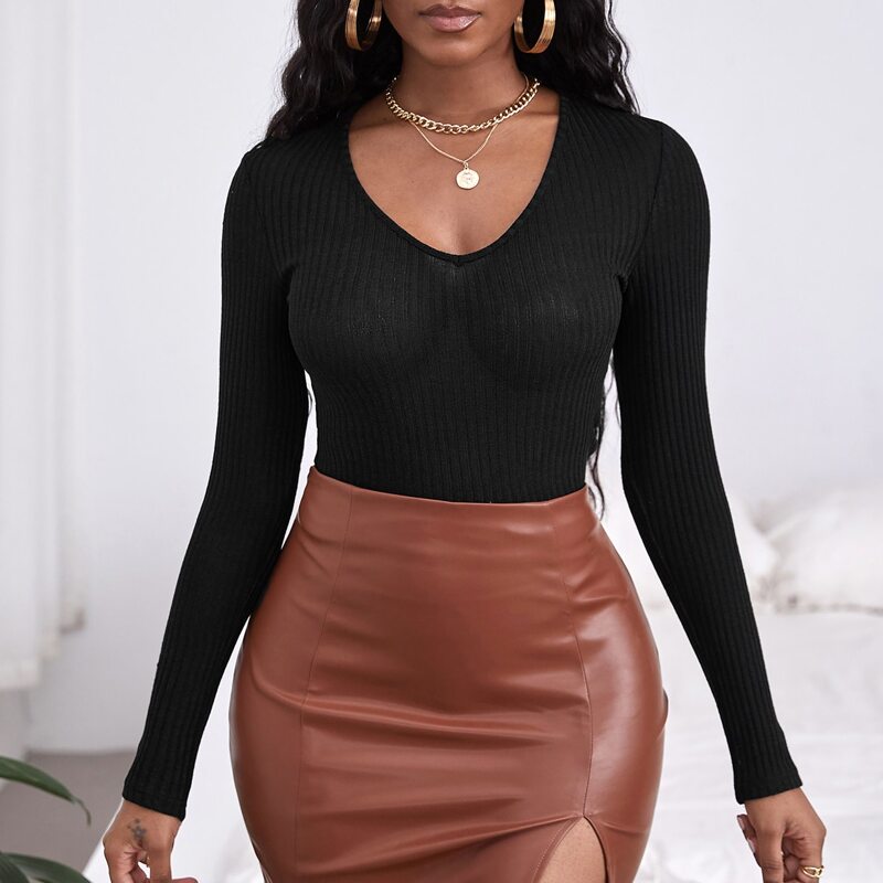 

Ribbed Knit Fitted Tee, Black