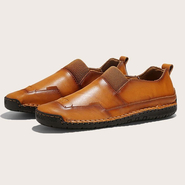 

Men Letter Embossed Flat Loafers, Brown