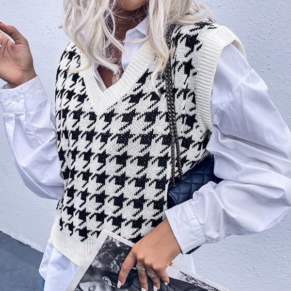 

Houndstooth Pattern Sweater Vest Without Blouse, Black and white