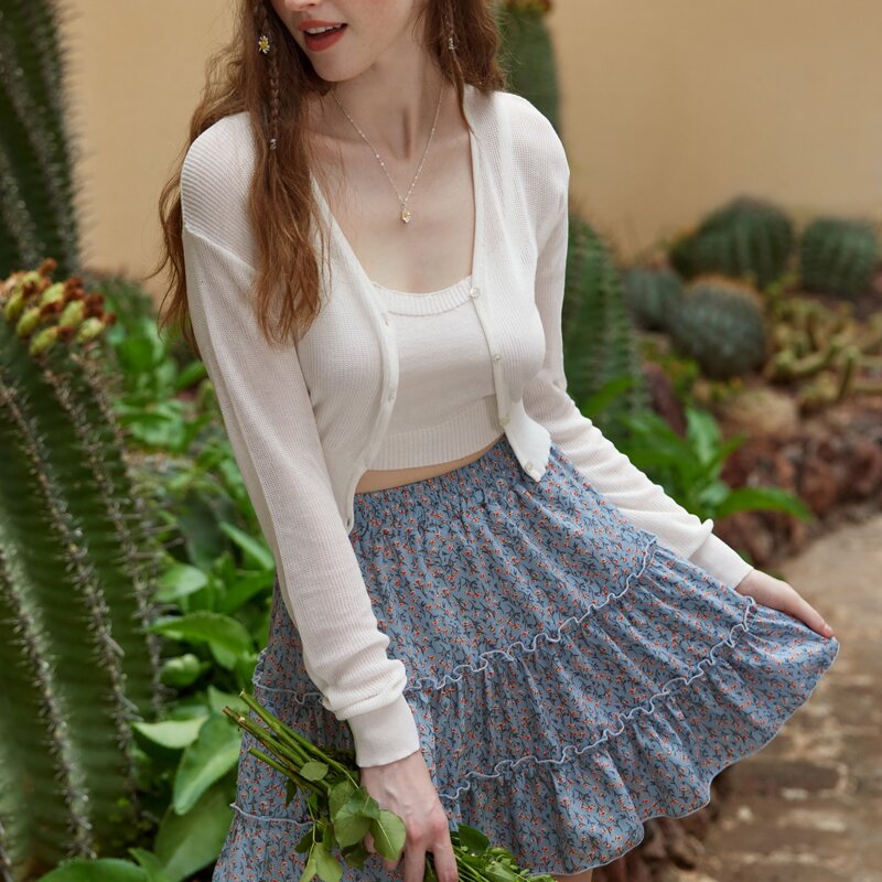 

Solid Button Front Crop Cardigan, White