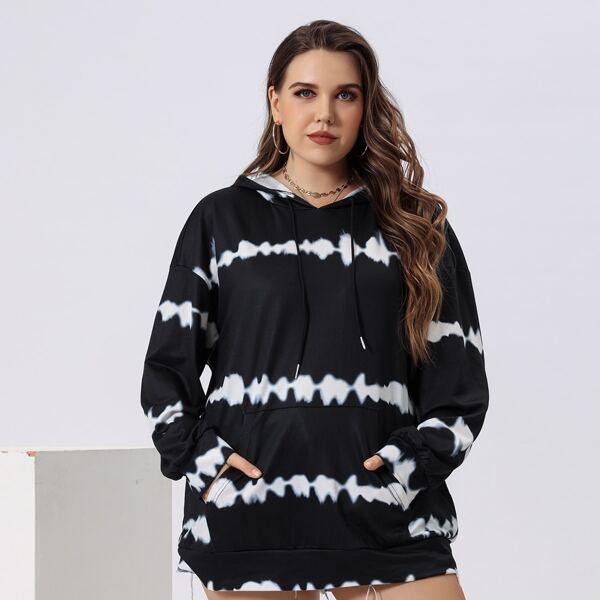 

Plus Graphic Print Kangaroo Pocket Drawstring Hoodie, Black