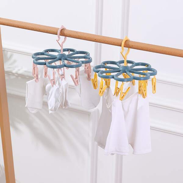 

1pc Random Hanger With 12pcs Clothespin, Multicolor