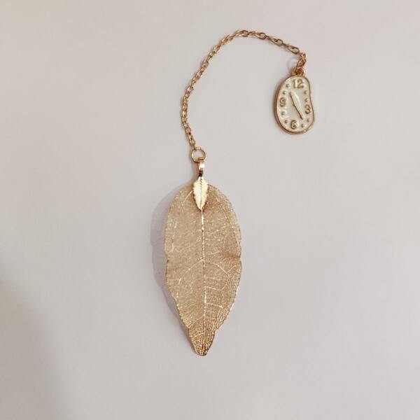 

1pc Metal Leaf Bookmark, Gold