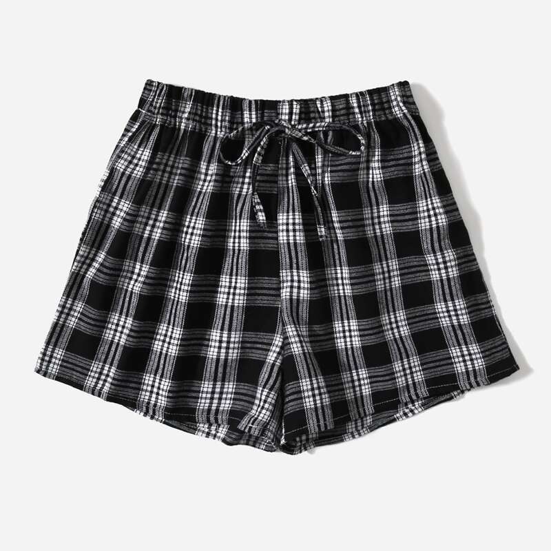 

Plaid Knot Shorts, Black and white