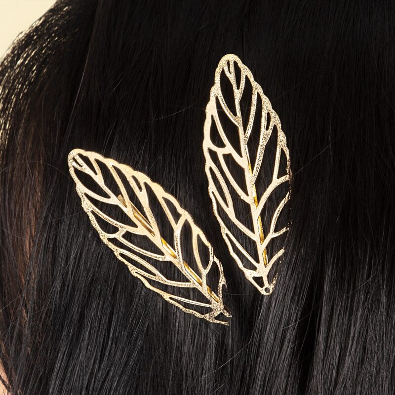 

2pcs Leaf Decor Hair Clip, Gold