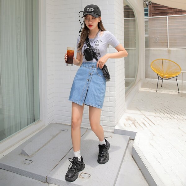 

Button Front Denim Skirt, Medium wash