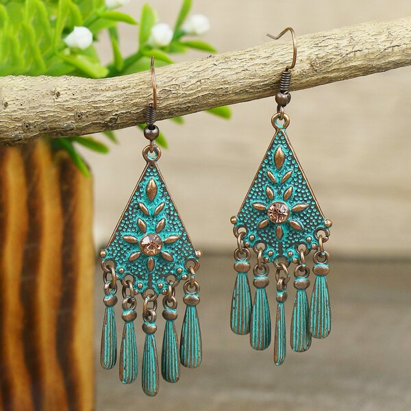 

Rhinestone Decor Drop Earrings, Green