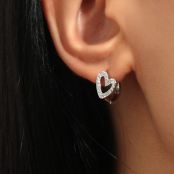 

Zircon Heart Earrings, Silver