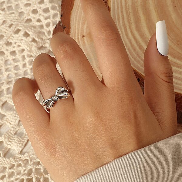 Bow Knot Decor Cuff Ring, Antique silver