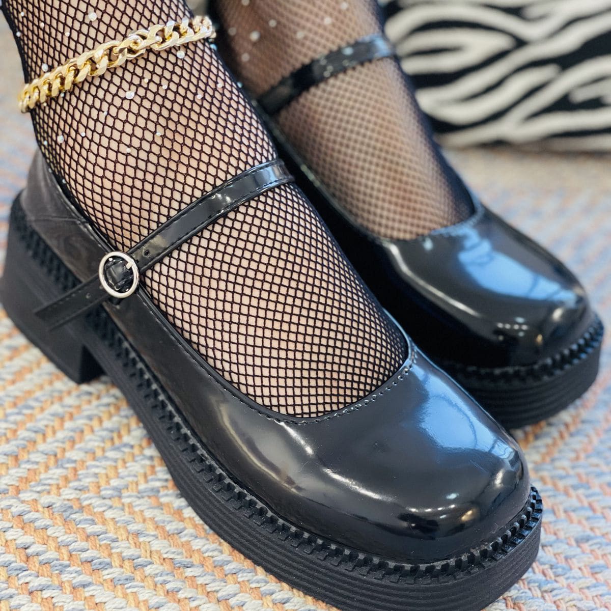 

Mary Jane Shoes, Black