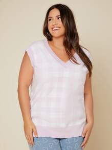 SHEIN Essnce Plus Gingham Pattern Sweater Vest