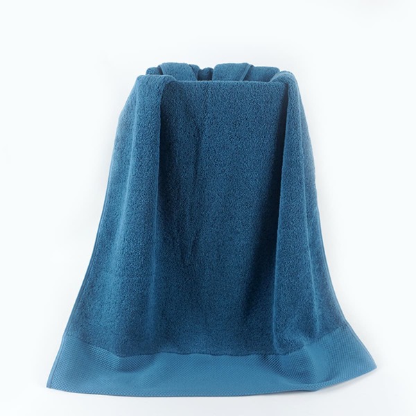 

1pc Solid Color Bath Towel, Blue