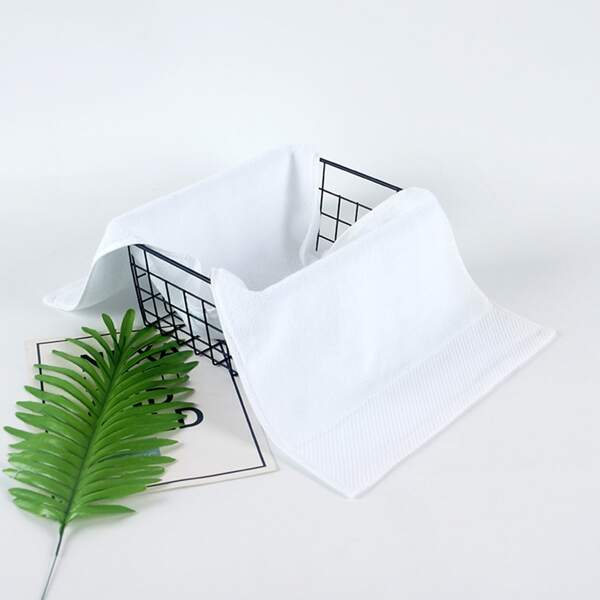

1pc Solid Color Face Towel, White