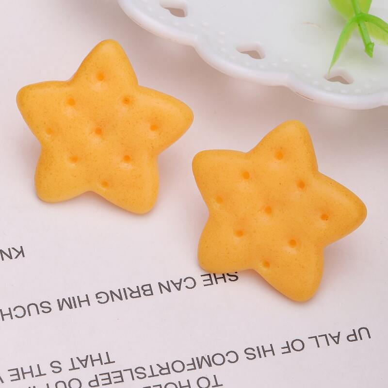 

Simulation Biscuit Stud Earrings, Yellow