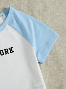 SHEIN Camiseta tipo béisbol con estampado de letra - Azul y blanco - Ver 4