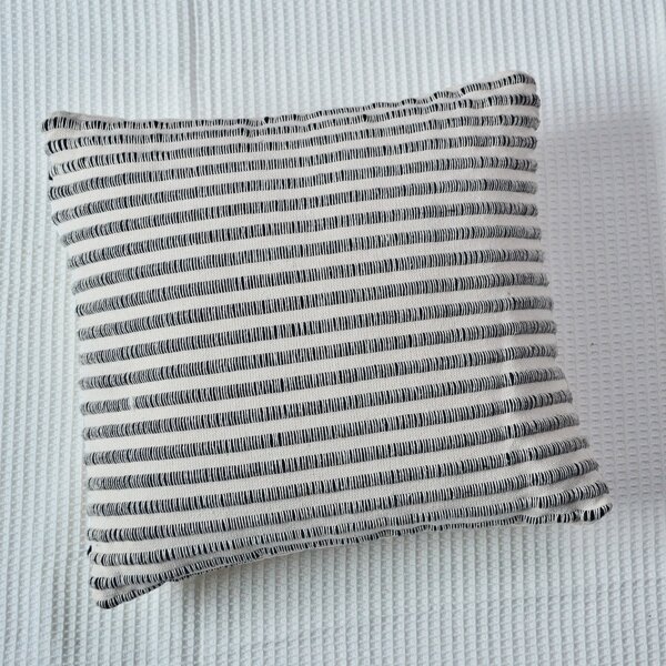 

Striped Pattern Cushion Cover Without Filler, Multicolor